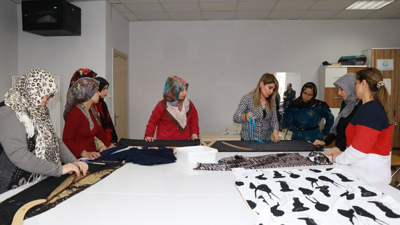 Haliliye'de Kadınlar İçin Kurs Dönemi Başladı