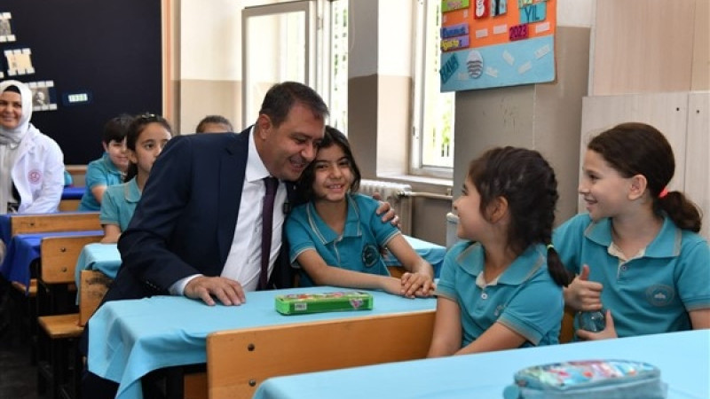 Vali Şıldak “Eğitimden Mahrum Bırakılmış Bir Tek Çocuğumuz Bile Kalmasın”