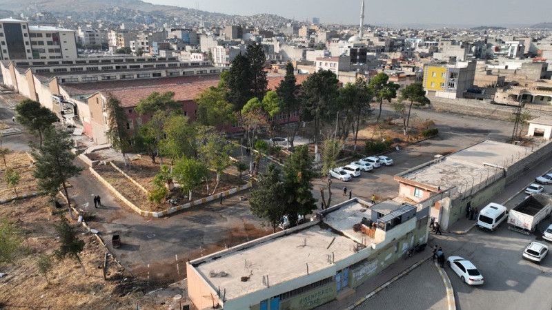 Eyyübiye’de Tarihi Gün: Eski Cezaevi Yıkılıyor