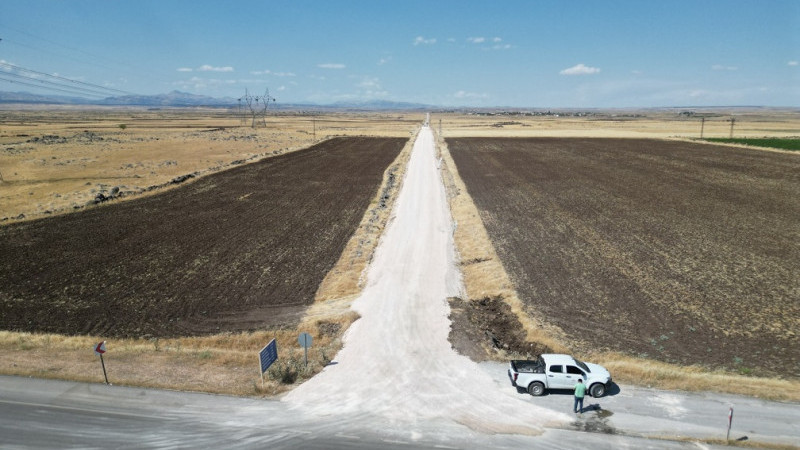 Şanlıurfa Büyükşehir Belediyesi, Siverek Kırsalında Yol Çalışmalarını Hızlandırdı