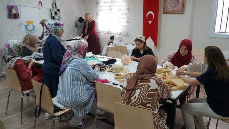 Haliliye'deki Hanımlar Konağı Büyük Bir İlgiyle Karşılanıyor