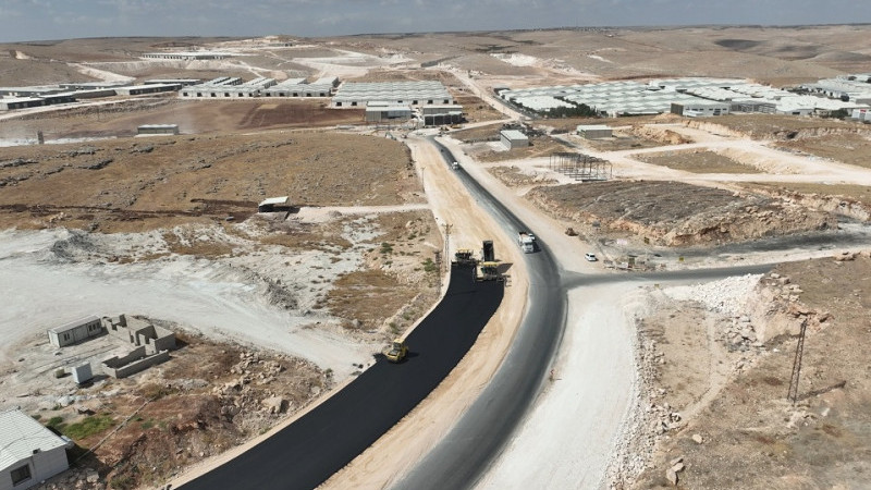 Şanlıurfa Büyükşehir Belediyesi'nden Sanayi Bölgelerinde Asfalt Çalışmaları
