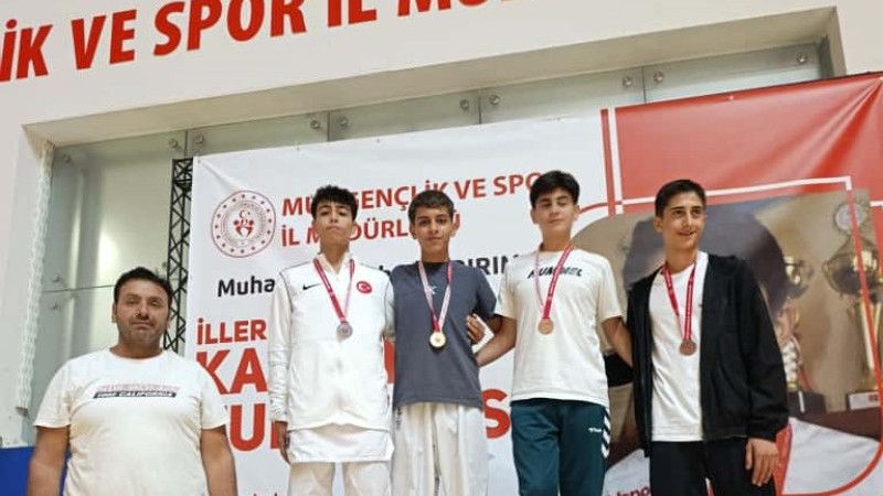 Karate Turnuvası’nda Şanlıurfalı Öğrenciler Büyük Başarı Elde Etti