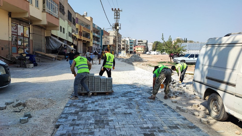 Eyyübiye'de 10 Ayrı Noktada Yol Çalışmaları Sürüyor