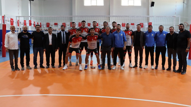 Şanlıurfa Büyükşehir Belediyespor Türkiye Voleybol Takımı Zirveye Oturdu