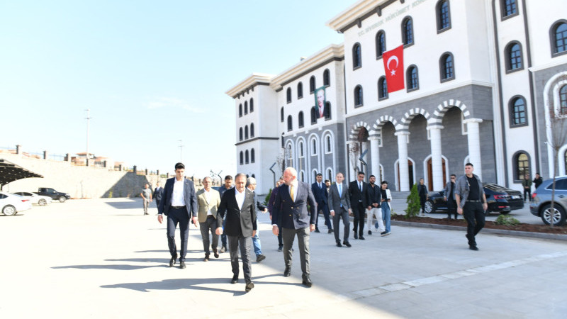 Vali Şıldak, Siverek İlçesine Ziyaret Gerçekleştirdi