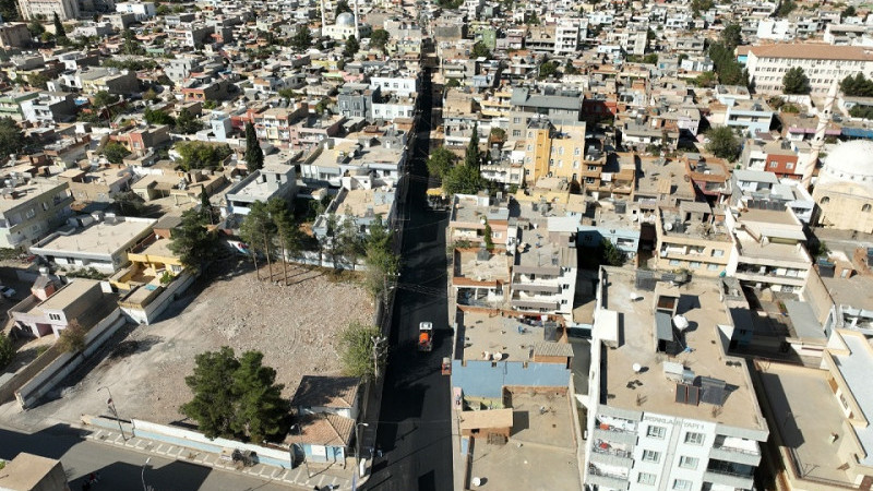 Şanlıurfa Büyükşehir Belediyesi Ceylanpınar'da Ulaşım Çalışmalarını Sürdürüyor