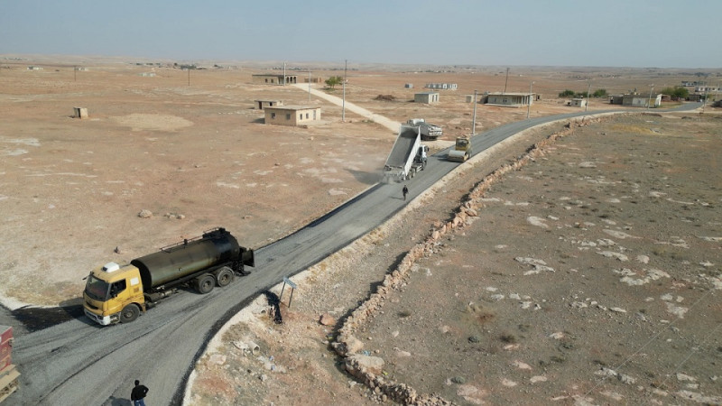 Şanlıurfa Büyükşehir Belediyesi Kırsalda Yol Çalışmalarını Sürdürüyor