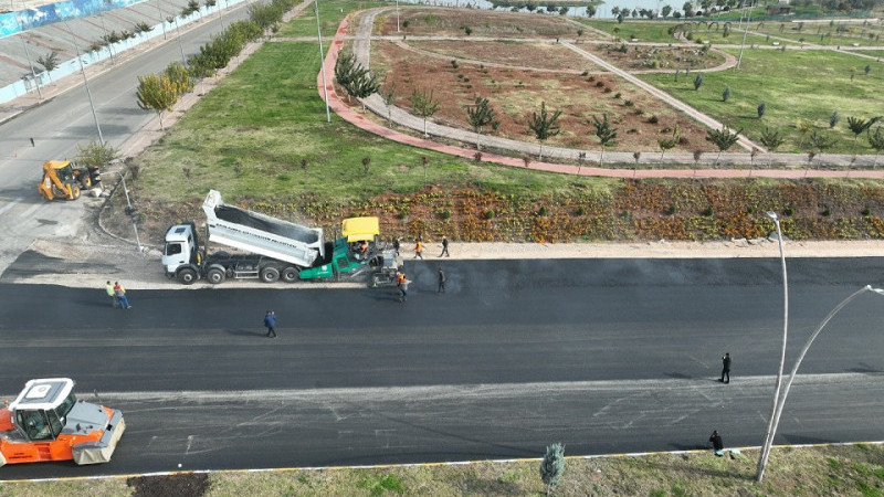 Şanlıurfa Büyükşehir Belediyesi'nin Ulaşım Çalışmalarını Sürdürüyor