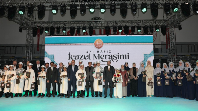 Şanlıurfa'da 571 Hafız İçin İcazet Programı Düzenlendi