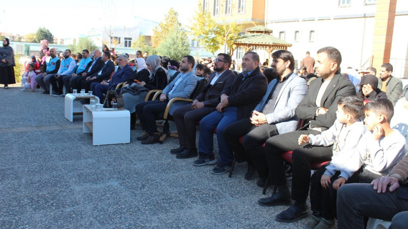 Akçakale’de Mobil Kur’an Kursu Kapanış Programı Düzenlendi