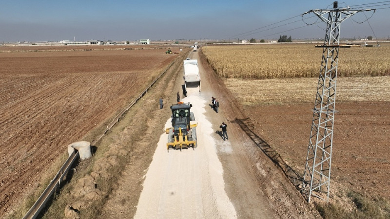 Şanlıurfa Büyükşehir Belediyesi Kırsal Yolları Yeniliyor