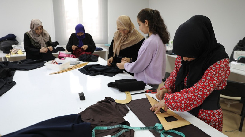 Haliliye'de Kadınlara Eğitim ve Hobi Desteği
