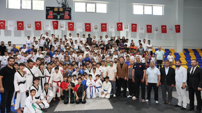 Şanlıurfa Büyükşehir Belediyesi'nin Gençlik Yatırımları Yoğun İlgi Gördü