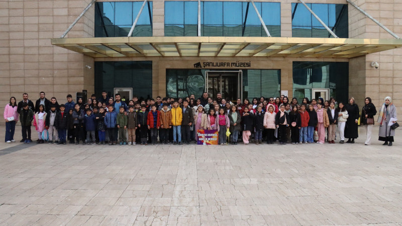 Şanlıurfa Büyükşehir Belediyesi Öğrencileri Tarihle Buluşturdu