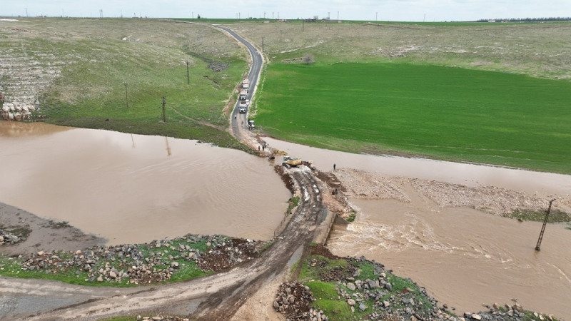 Viranşehir’de Selden Etkilenen Yollar Yeniden Ulaşıma Açılıyor