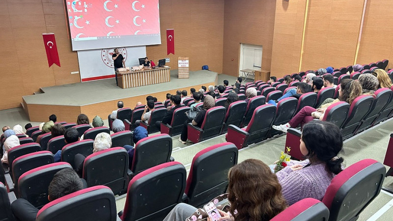 Haliliye Ağız ve Diş Sağlığı Hastanesi Personeline İlk Yardım Eğitimi
