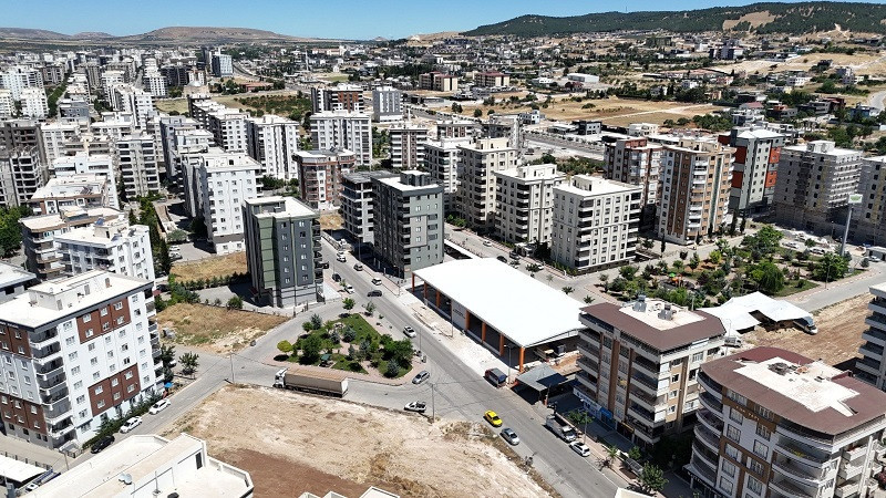 Karaköprü Güllübağ Mahallesi’nde Semt Pazarı Yapımında Sona Gelindi