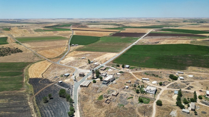 Şanlıurfa Büyükşehir Belediyesi'nin Beton Yol Çalışmaları Sürüyor