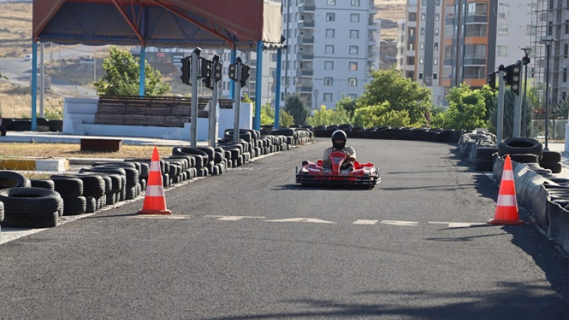 Büyükşehir Belediyesi Hız ve Adrenalin Tutkunlarını Buluşturdu