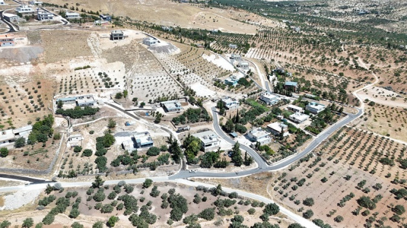 Karaköprü'nün Kırsal Mahallelerinde Yol Çalışmaları Sürüyor