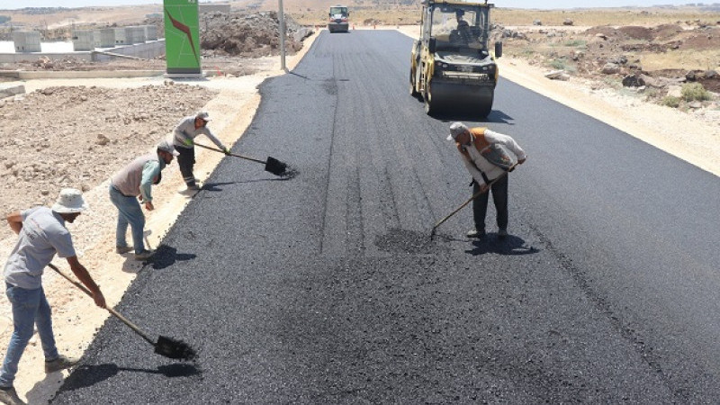 Şanlıurfa Büyükşehir Belediyesi Seyrantepe'ye Yeni Bir Yol Kazandırıyor