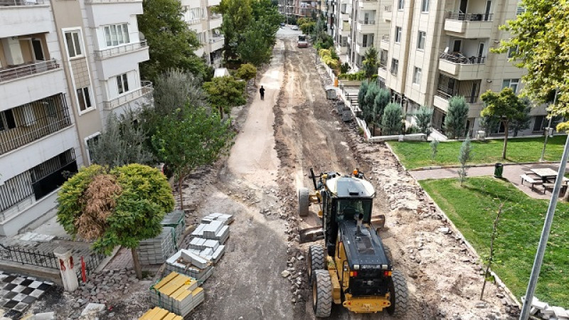 Karaköprü'de Prestij Sokak Çalışmalarına Devam Ediliyor